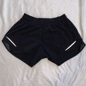LULULEMON HOTTY HOT SHORTS